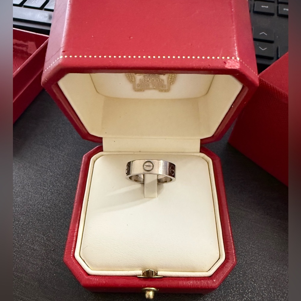 Cartier Love ring white gold